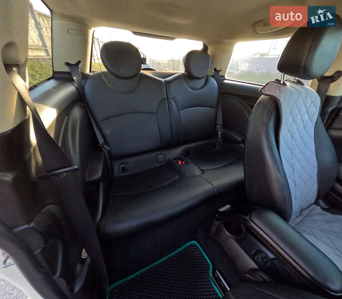 Хетчбек MINI Hatch 2010 в Києві фото 14 Хетчбек MINI Hatch 2010 в Києві