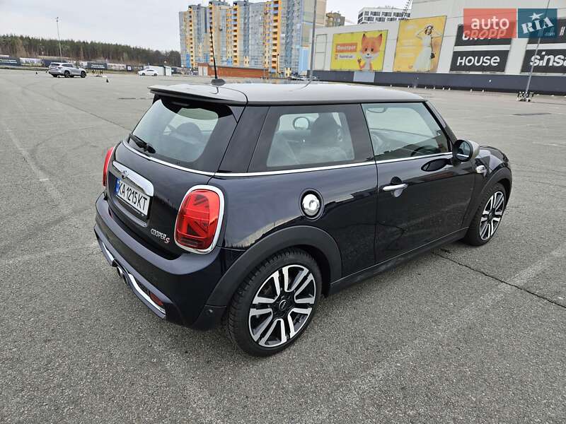 Хетчбек MINI Hatch 2019 в Києві