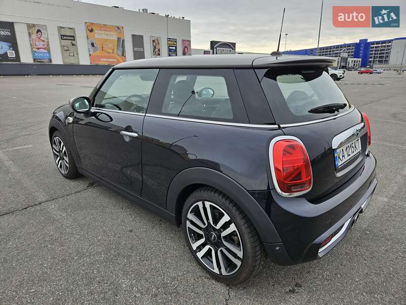 Хетчбек MINI Hatch 2019 в Києві