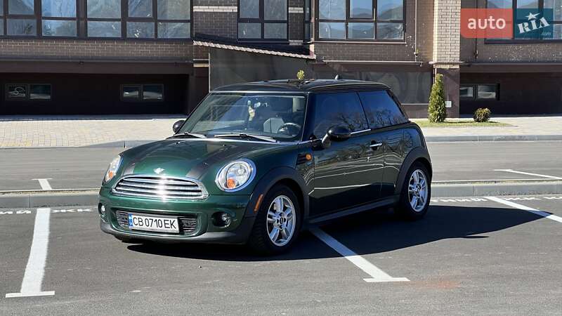 Хэтчбек MINI Hatch 2012 в Чернигове