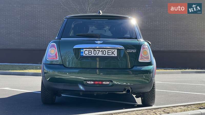 Хэтчбек MINI Hatch 2012 в Чернигове