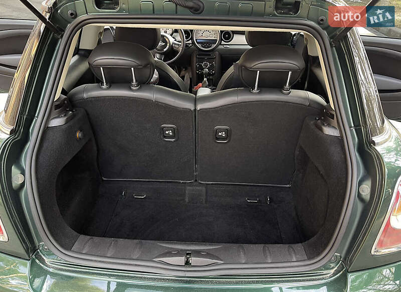 Хэтчбек MINI Hatch 2012 в Чернигове