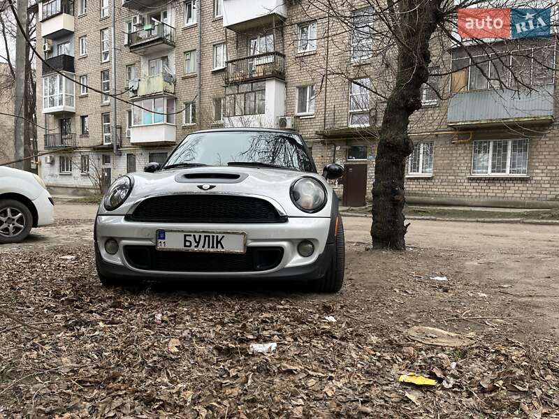 Хетчбек MINI Hatch 2010 в Дніпрі