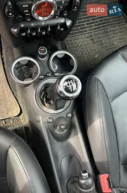 Хетчбек MINI Hatch 2010 в 