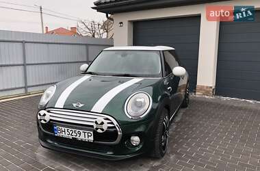 Хэтчбек MINI Hatch 2015 в 
