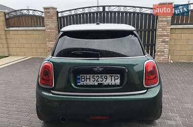 Хэтчбек MINI Hatch 2015 в 
