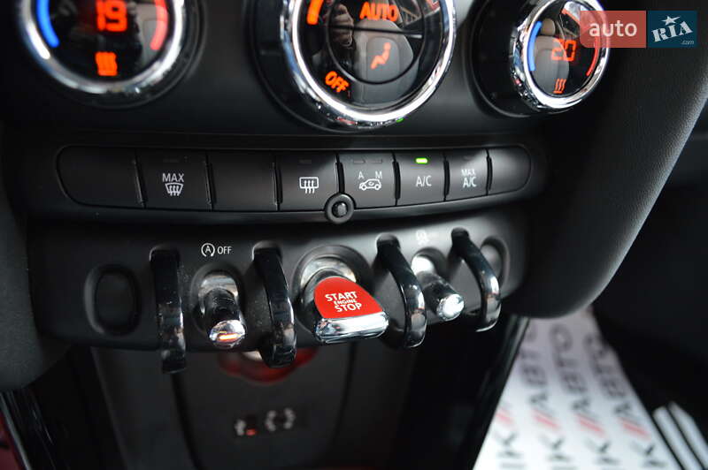 Хетчбек MINI Hatch 2014 в Львові