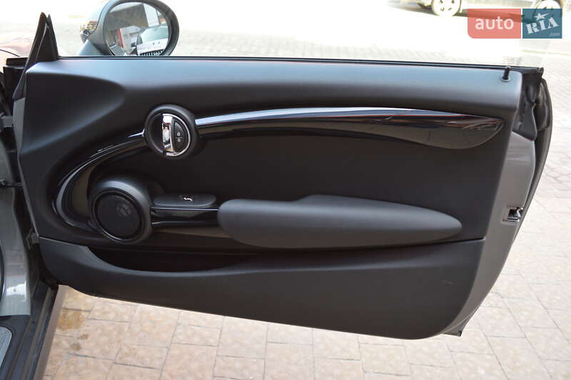 Хетчбек MINI Hatch 2014 в Львові