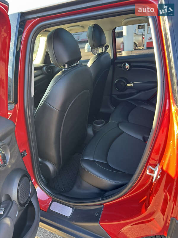 Хетчбек MINI Hatch 2016 в Кривому Розі фото 10 Хетчбек MINI Hatch 2016 в Кривому Розі