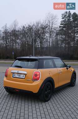 Хетчбек MINI Hatch 2014 в 