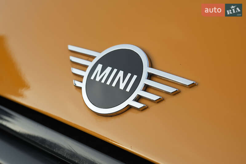 Хетчбек MINI Hatch 2014 в Києві