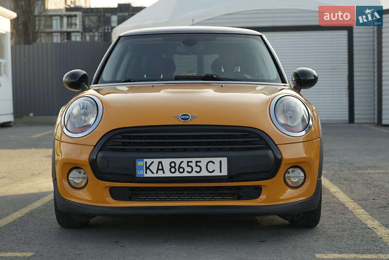 Хетчбек MINI Hatch 2014 в Києві