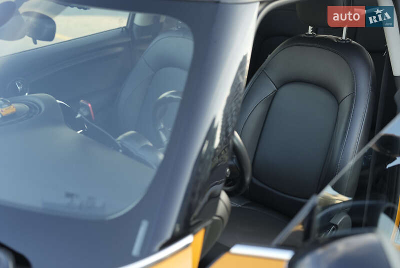 Хетчбек MINI Hatch 2014 в Києві