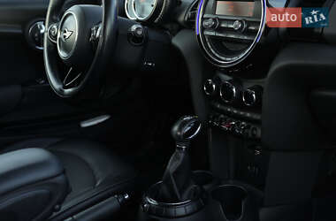 Хетчбек MINI Hatch 2014 в 