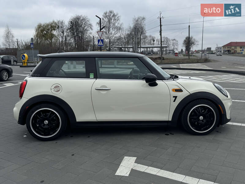 Хетчбек MINI Hatch 2015 в Луцьку фото 10 Хетчбек MINI Hatch 2015 в Луцьку