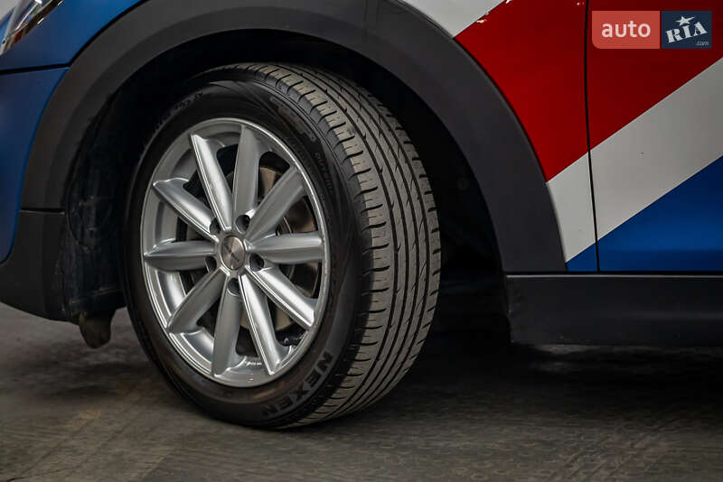 Хетчбек MINI Hatch 2016 в Києві