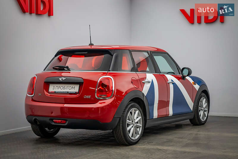 Хетчбек MINI Hatch 2016 в Києві