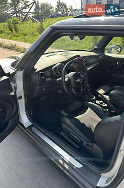 Хетчбек MINI Hatch 2014 в 