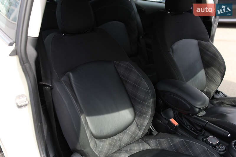 Хэтчбек MINI Hatch 2017 в Киеве фото 32 Хэтчбек MINI Hatch 2017 в Киеве