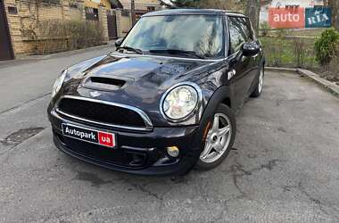 Хетчбек MINI Hatch 2013 в 