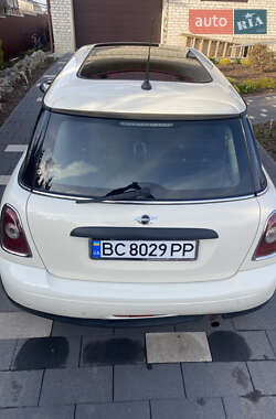 Хэтчбек MINI Hatch 2010 в 