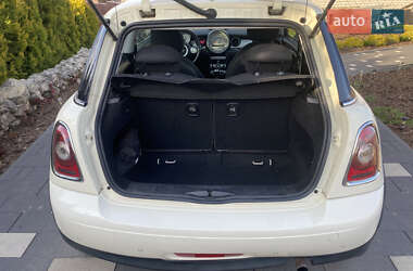 Хэтчбек MINI Hatch 2010 в 