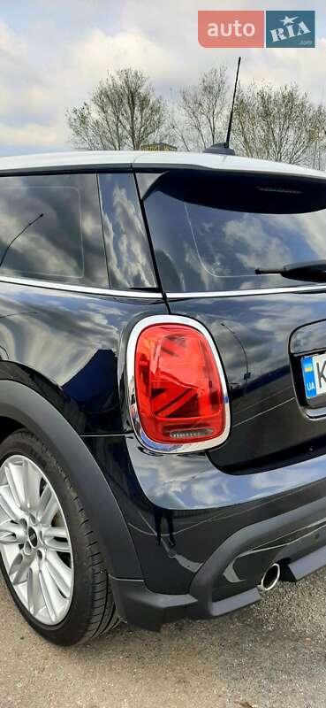 Хетчбек MINI Hatch 2022 в Запоріжжі