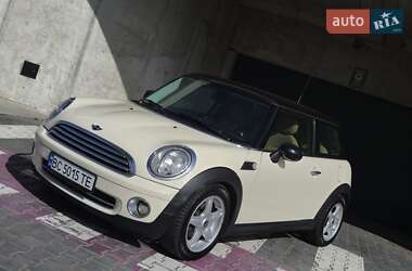 Хэтчбек MINI Hatch 2009 в 