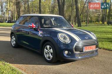 Хэтчбек MINI Hatch 2016 в 