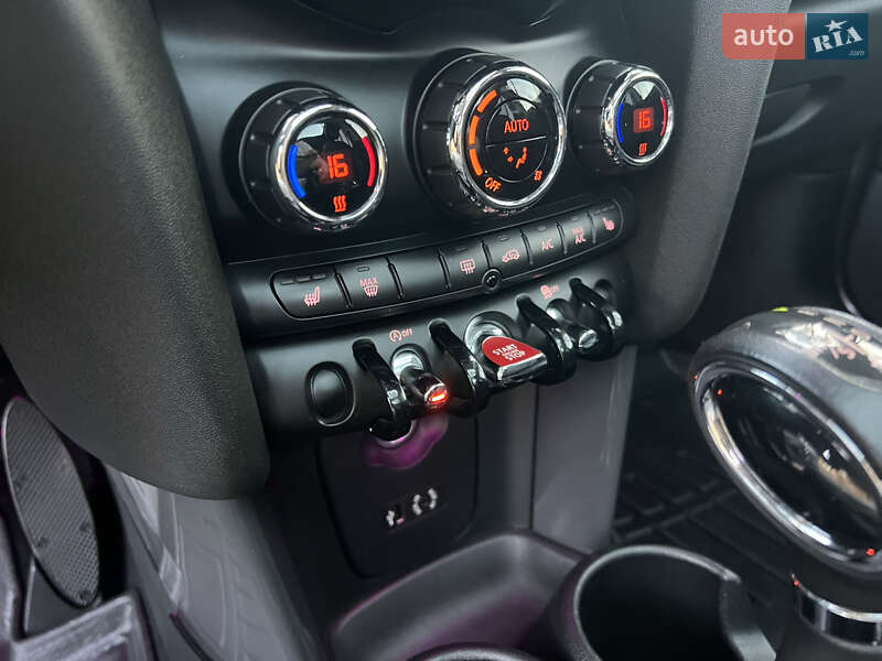 Хетчбек MINI Hatch 2017 в Києві