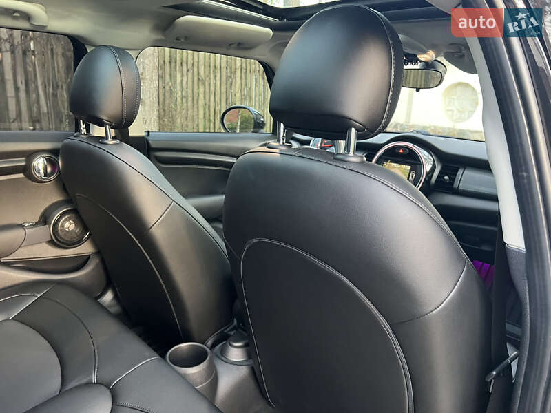 Хетчбек MINI Hatch 2017 в Києві