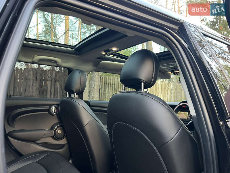 Хетчбек MINI Hatch 2017 в Києві