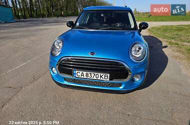 Хетчбек MINI Hatch 2015 в 