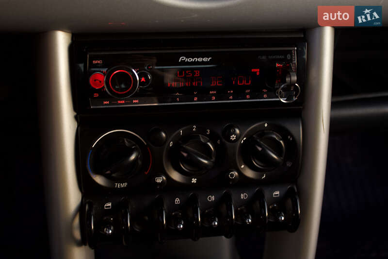 Хетчбек MINI Hatch 2002 в Фастові