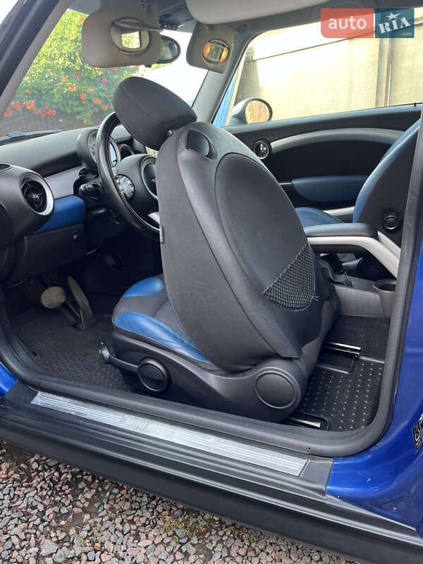 Хэтчбек MINI Hatch 2008 в Одессе фото 27 Хэтчбек MINI Hatch 2008 в Одессе