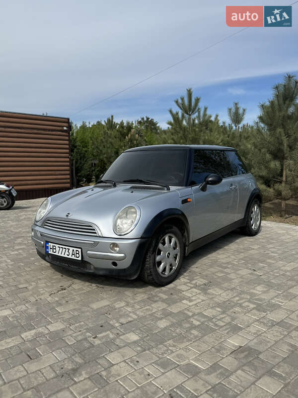 Хетчбек MINI Hatch 2003 в 