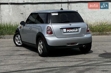 Хетчбек MINI Hatch 2010 в 