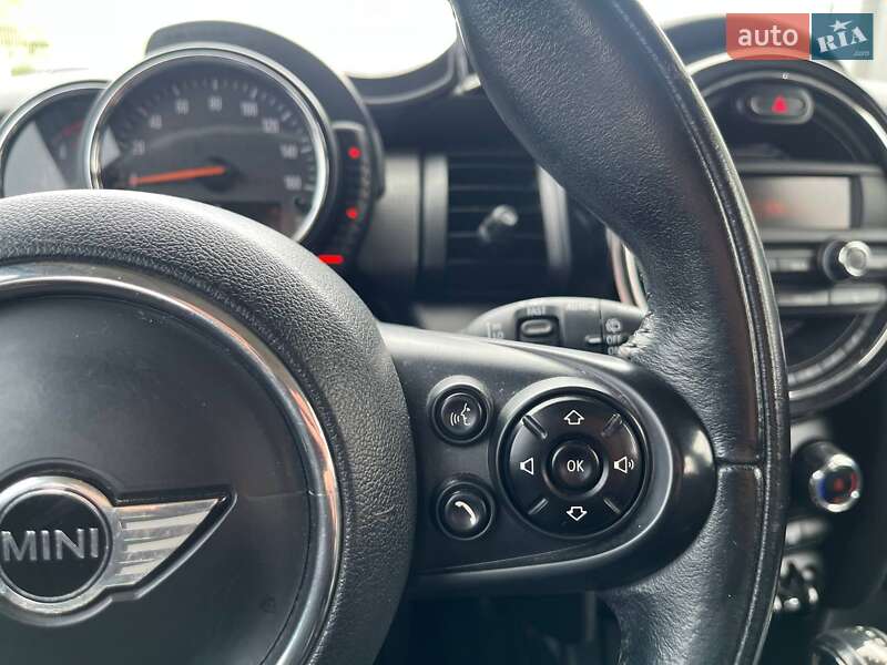 Хетчбек MINI Hatch 2014 в Києві