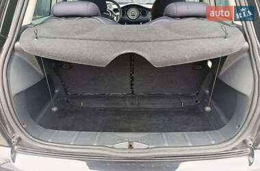 Хэтчбек MINI Hatch 2004 в 