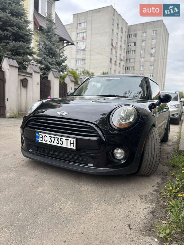 Хэтчбек MINI Hatch 2018 в 