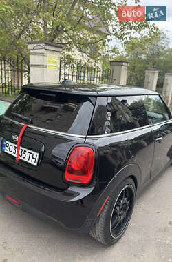 Хэтчбек MINI Hatch 2018 в 
