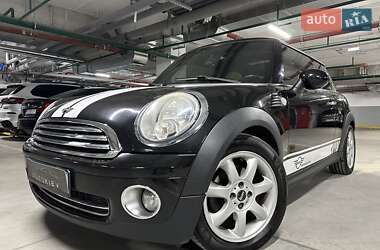 Хэтчбек MINI Hatch 2009 в Киеве