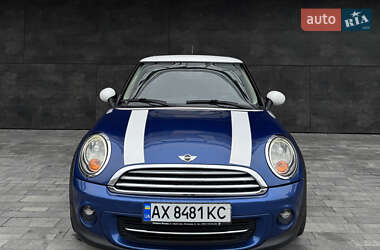 Хэтчбек MINI Hatch 2012 в Киеве