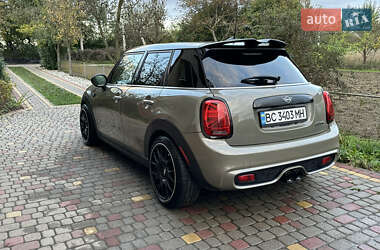 Хетчбек MINI Hatch 2018 в 