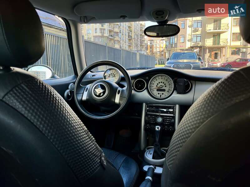 Хэтчбек MINI Hatch 2002 в Киеве фото 8 Хэтчбек MINI Hatch 2002 в Киеве