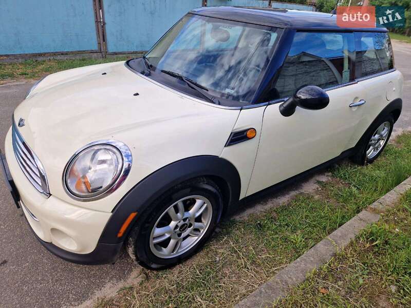Хетчбек MINI Hatch 2012 в 