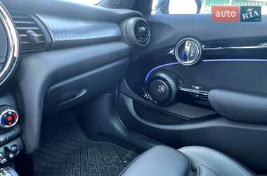 Хетчбек MINI Hatch 2017 в 