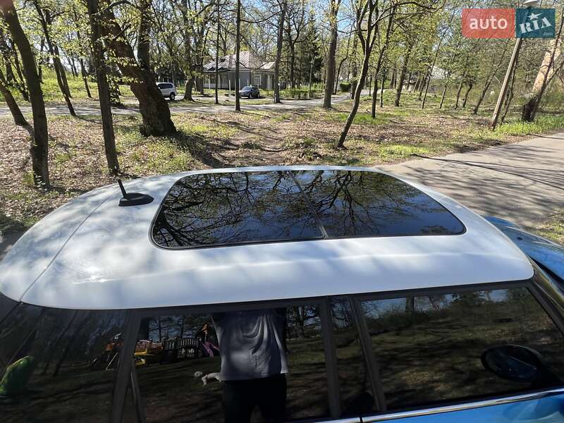 Хэтчбек MINI Hatch 2015 в Киеве