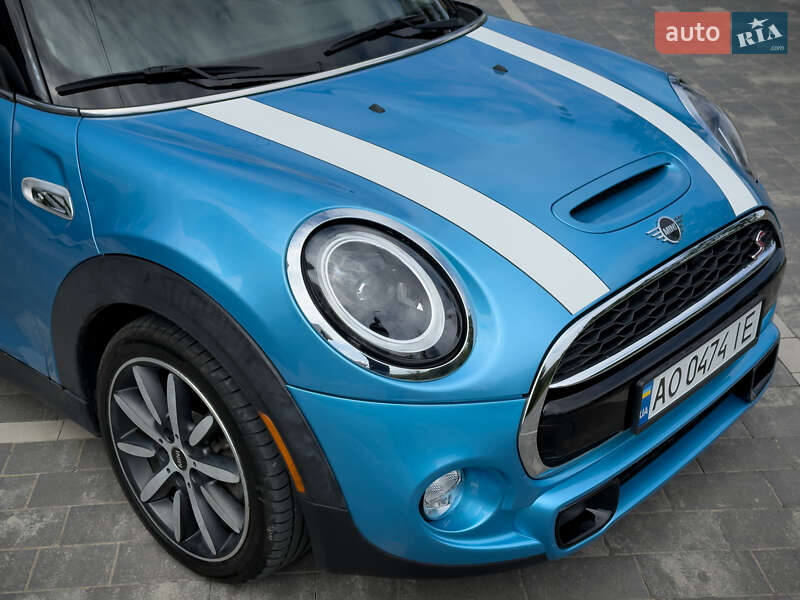 Хэтчбек MINI Hatch 2018 в Ужгороде фото 4 Хэтчбек MINI Hatch 2018 в Ужгороде