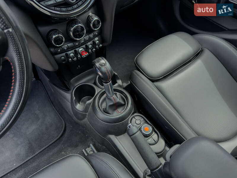 Хэтчбек MINI Hatch 2018 в Ужгороде фото 25 Хэтчбек MINI Hatch 2018 в Ужгороде